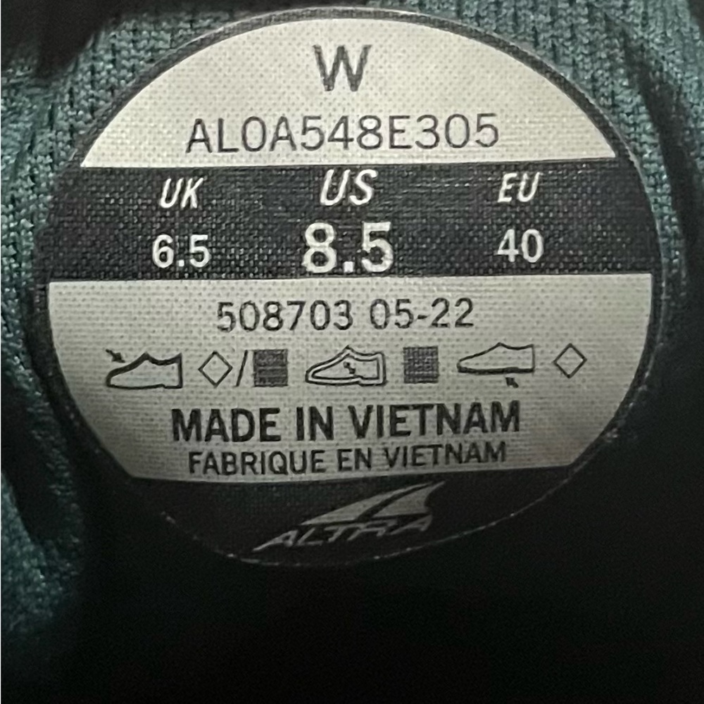 Altra - Picture 6 of 6